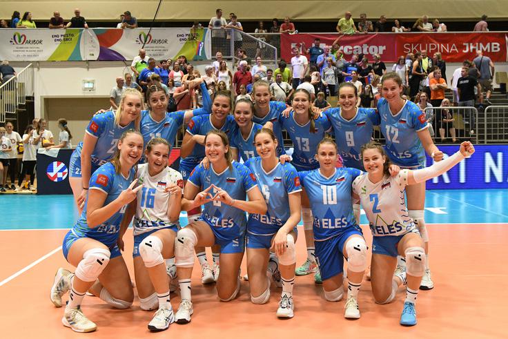 Slovenska ženska odbojkarska reprezentanca | Foto: Aleš Oblak