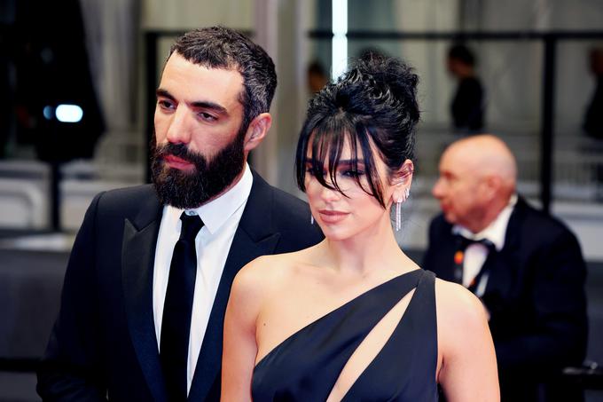 Romain Gavras in Dua Lipa maja letos na filmskem festivalu v Cannesu | Foto: Guliverimage