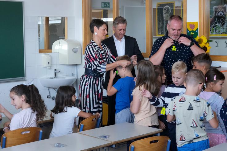 Učiteljicam in učiteljem se je zahvalil za njihovo poslanstvo. | Foto: STA