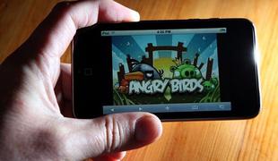 Angry Birds zmagovalka v prenosih na iTunes