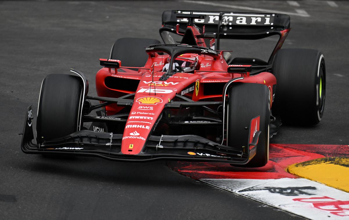 Monako Charles Leclerc Ferrari | Charles Leclerc nad hitrostjo Ferrarija počasi že obupuje. | Foto Reuters