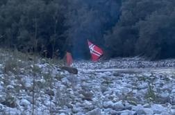 Nacisti ob Soči: Kurili odprt ogenj in izobesili svastiko