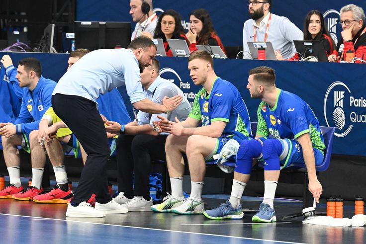Slovenci so v Granollersu zabeležili dve zmagi in poraz. | Foto: RZS