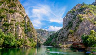 Popolne počitnice na biseru Balkana