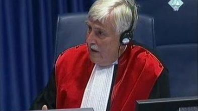 Karadžić v Haagu o dogovoru s Holbrookom