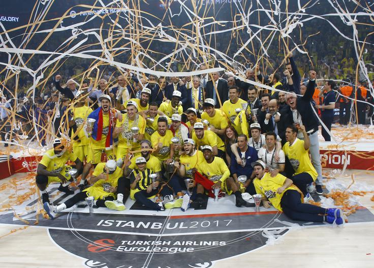 Evroligaško krono bo letos branil Fenerbahče. | Foto: Reuters