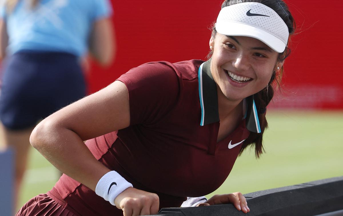 Emma Raducanu | Emmi Raducanu se je po dolgih tegobah in trdem delu vrnil nasmeh na obraz. | Foto Reuters