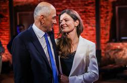 Soočenje med Golobom in Janšo, povabljeni tudi ženi, Urška prišla, Tina ne