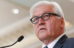Šef nemške diplomacije za hitro deportacijo balkanskih prosilcev za azil