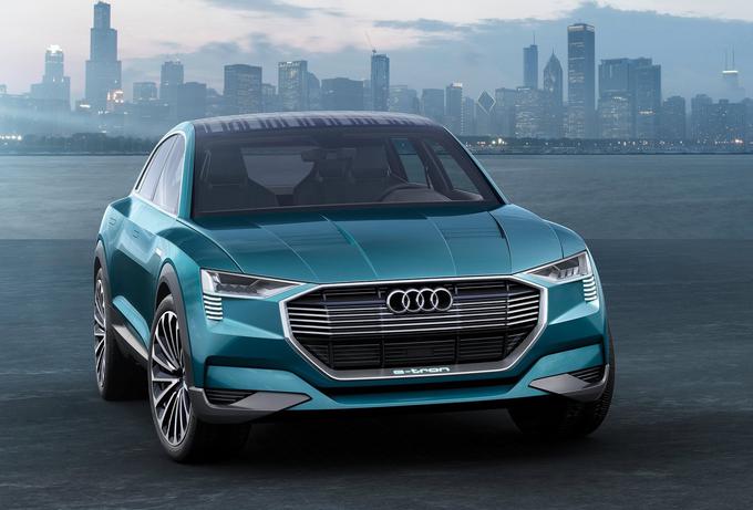Audijeva študija e-tron quattro, ki jo bodo v serijski različici uradno predstavili letos sredi leta. | Foto: Audi
