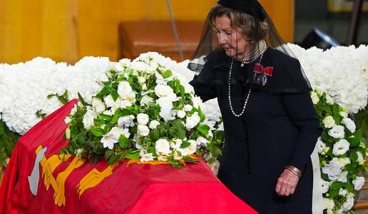 Zadnje slovo od priljubljenega kralja, v Oslu tudi Pirc Musarjeva