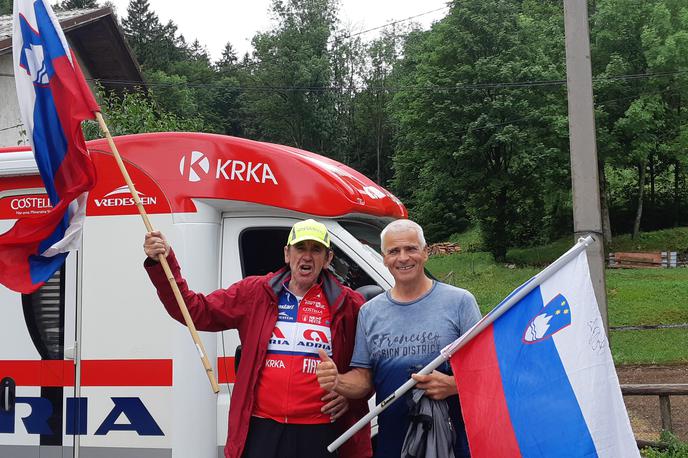 Jože Ravbar Zvone Ucman | Zvest spremljevalec kolesarstva Jože Ravbar in njegov prijatelj Zvone Ucman na Predmeji, goskem cilju 4. etape letošnje dirke Po Sloveniji.  | Foto Siol.net