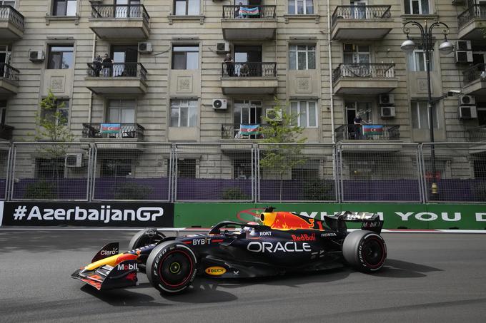 Max Verstappen z drugim mestom na dirki in tretjim na šprintu ni bil najbolj zadovoljen. | Foto: Reuters