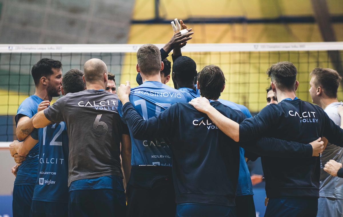 Calcit Volley : OK Merkur Maribor, polfinale državnega prvenstva | Kamničani so na odločilni polfinalni tekmi s 3:0 premagali Mariborčane in se uvrstili v finale državnega prvenstva, v katerem jim bo nasproti stal ACH Volley. | Foto Grega Valančič/Sportida