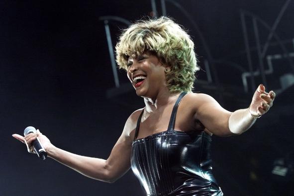 Umrla je Tina Turner