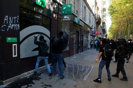 Pariz, protesti