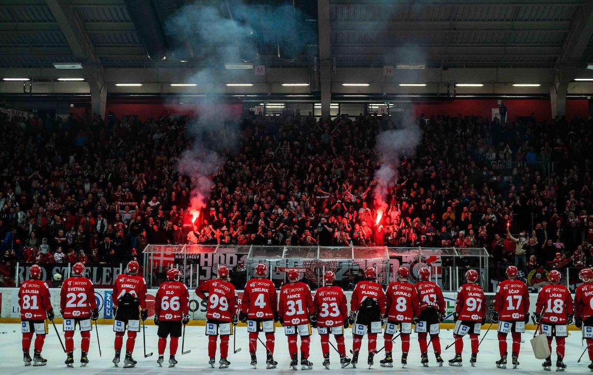 HDD Jesenice navijači | Bosta v Ligi ICEHL v prihodnji sezoni igrala dva slovenska predstavnika? | Foto Peter Podobnik/Sportida