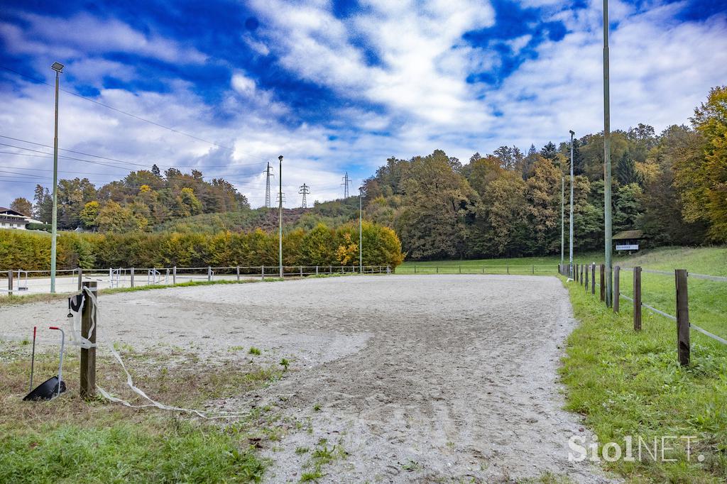 Pedagoško raziskovalni center za konjerejo Krumperk