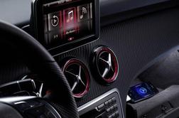 Applov Siri prvič v novem mercedesu A