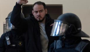 Španska policija prijela raperja, obsojenega zaradi kritiziranja oblasti