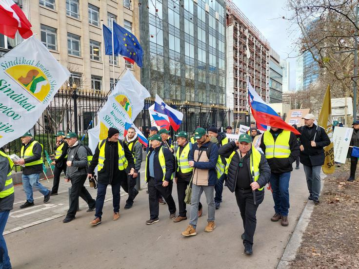 Protest kmetov v Bruslju | Foto: STA