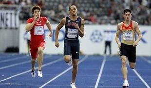 Spearmon: Bolt se obnaša kot v diskoteki