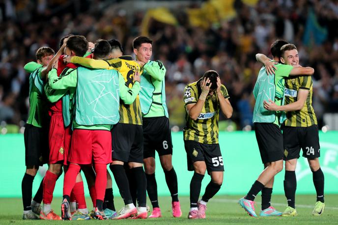 Kairat Celtic | Navdušenje nogometašev Kairata, ki kar niso mogli verjeti, kako velik uspeh so dosegli z zmago nad Celticom. | Foto Reuters
