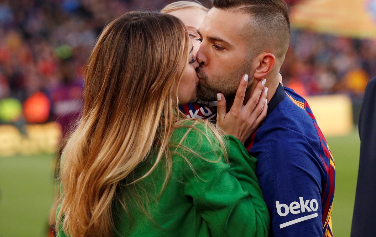 Jordi Alba | Jordi Alba in njegova žena Romarey Ventura bosta še naprej živela v Barceloni. | Foto Reuters