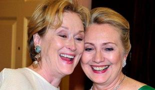 Foto: Tudi Hillary in Meryl se radi fotkata z mobilnikom