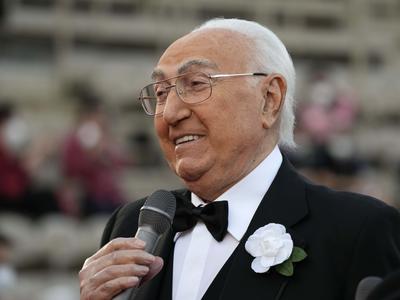 Umrl je legendarni italijanski voditelj Pippo Baudo