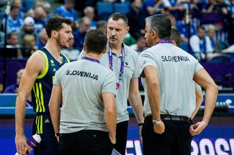 Igor Kokoškov zadovoljen, je pa s prstom pokazal nase