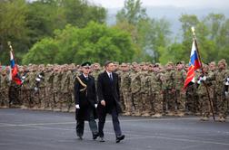 Pahor ob dnevu Slovenske vojske za njeno posodobitev #video