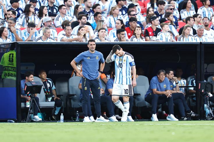Na prvi tekmi se je podpisal pod hat-trick. | Foto: Reuters
