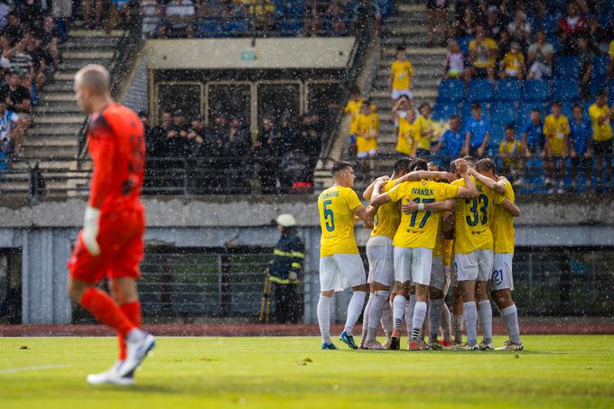 Bravo je v vročem Mostarju zmagal z 1:0, nato pa na povratni tekmi v Ljubljani ni znal zadržati prednosti. | Foto: Grega Valančič/www.alesfevzer.com