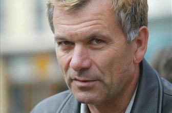 V Zavodu za oživitev civilne družbe protestirajo zoper Damjanićev "sovražni govor"