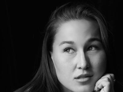 Kamilla Rahimova je razkrila, zakaj je zamenjala državljanstvo