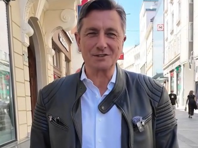 Borut Pahor bo monetiziral svoja družbena omrežja