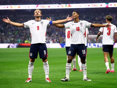 Angleži utišali fanatične Mehičane, Haaland šokiral Brazilijo