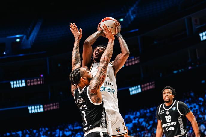 finale ABA Dubaj Partizan | Dubaj je imel kot najboljša ekipa rednega dela v finalu imel prednost domačega igrišča. | Foto Dubai Basketball