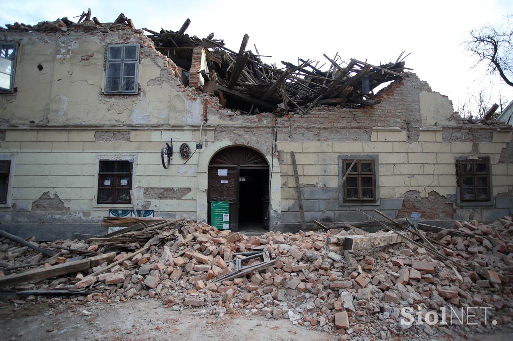 Posledice potresa v Petrinji