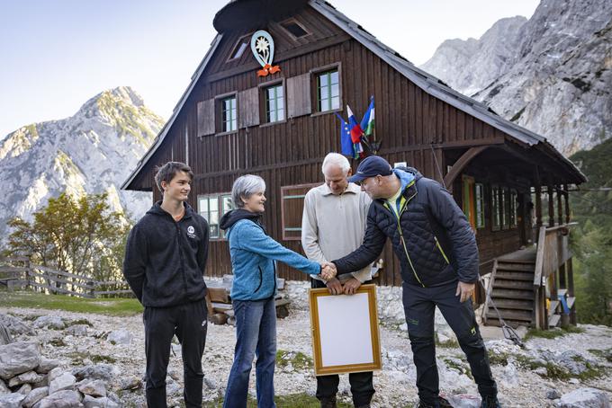 Čestital je tudi direktor Tsmedie Igor Gajster. | Foto: Bojan Puhek