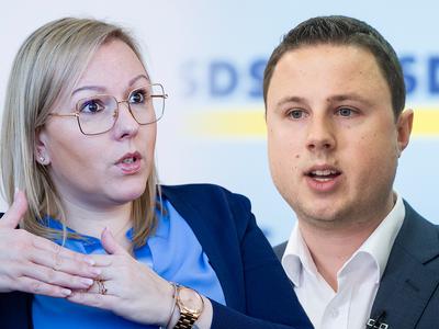 Čalušićeva Stevanovića odstavljala zaradi žensk, Mahnič ji je odgovoril tako #video