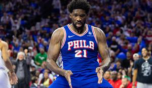 Embiid bo moral zaradi neprimerne geste globoko seči v denarnico #video