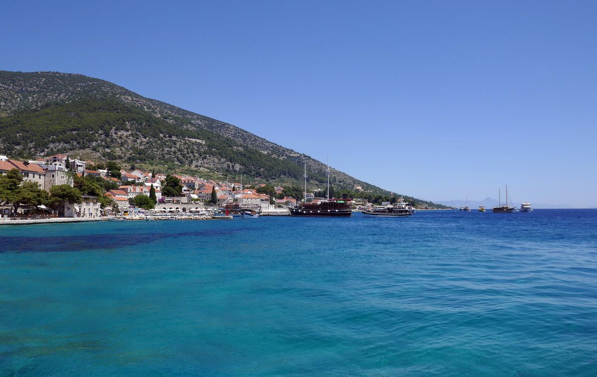 Hrvaška turizem morje apartmaji | Županijski štab civilne zaščite v hrvaški Istri je napovedal, da bodo v torek obravnavali možnost, da bi vsi učenci prva dva tedna v novembru znova spremljali pouk na daljavo. | Foto Pixabay