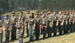 V Srbiji odkrili tabor za vojaško urjenje otrok