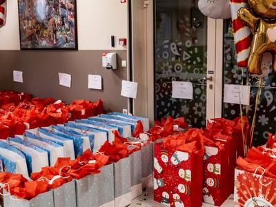 Luka Dončić razveselil otroke v slovenski bolnišnici