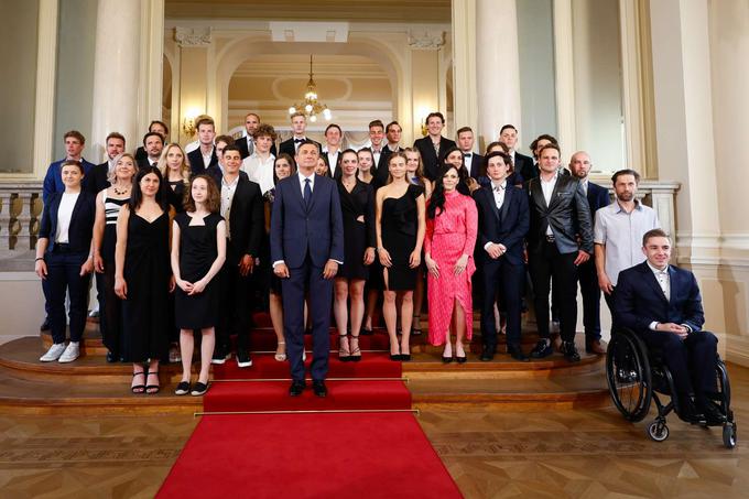 Predsednik Borut Pahor je danes popoldan, ob zaključku zimske sezone 2021/22, tradicionalno priredil sprejem za športnice in športnike Smučarske zveze Slovenije.  | Foto: Anže Malovrh/STA