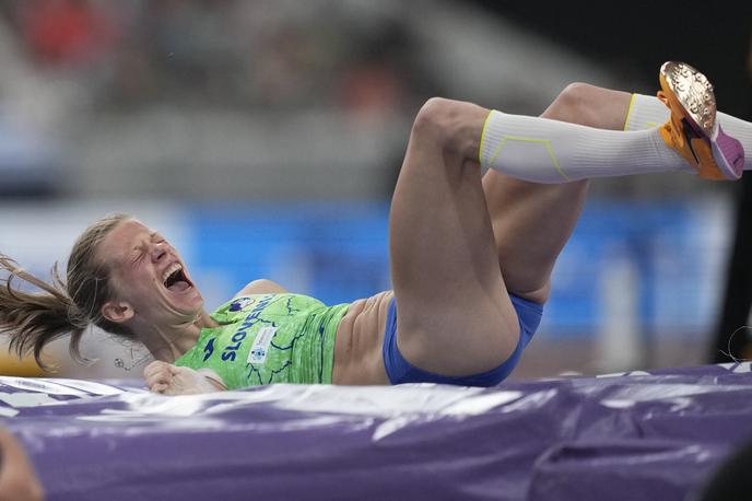 Tina Šutej | Tina Šutej je v Rouenu preskočila 470 cm. | Foto Guliverimage