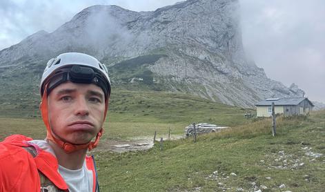 Naletel na zid in trpel: roke so odpovedale, na Skuto na hlapih