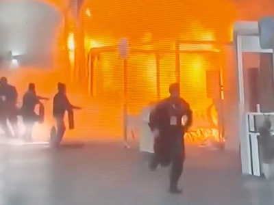 Na podnebnem vrhu COP30 izbruhnil požar, zavladala je panika #video